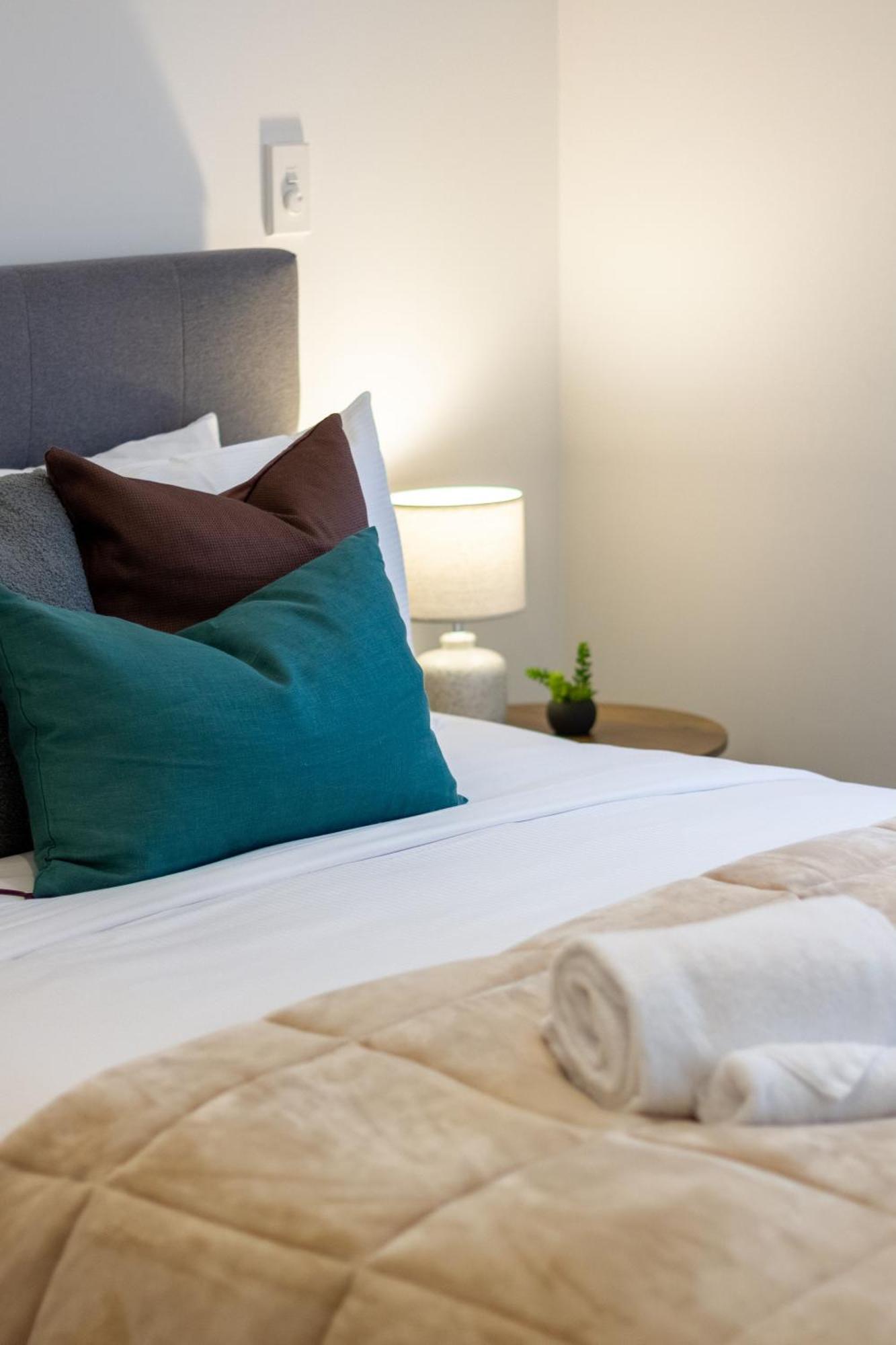 Executive Suite On Lichfield Street - 2 Bed 2 Bath Christchurch Esterno foto