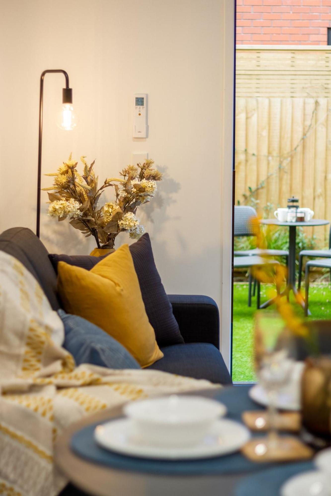 Executive Suite On Lichfield Street - 2 Bed 2 Bath Christchurch Esterno foto