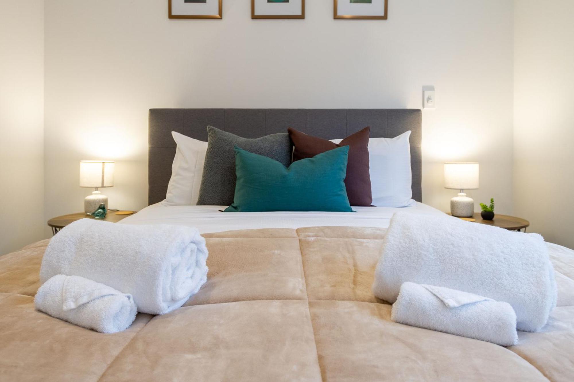 Executive Suite On Lichfield Street - 2 Bed 2 Bath Christchurch Esterno foto