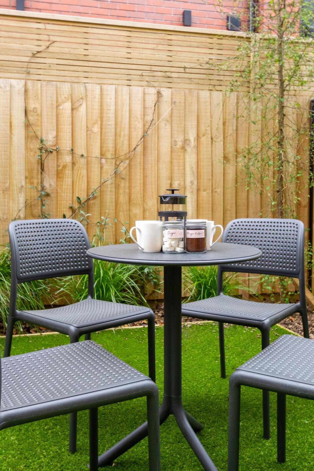 Executive Suite On Lichfield Street - 2 Bed 2 Bath Christchurch Esterno foto